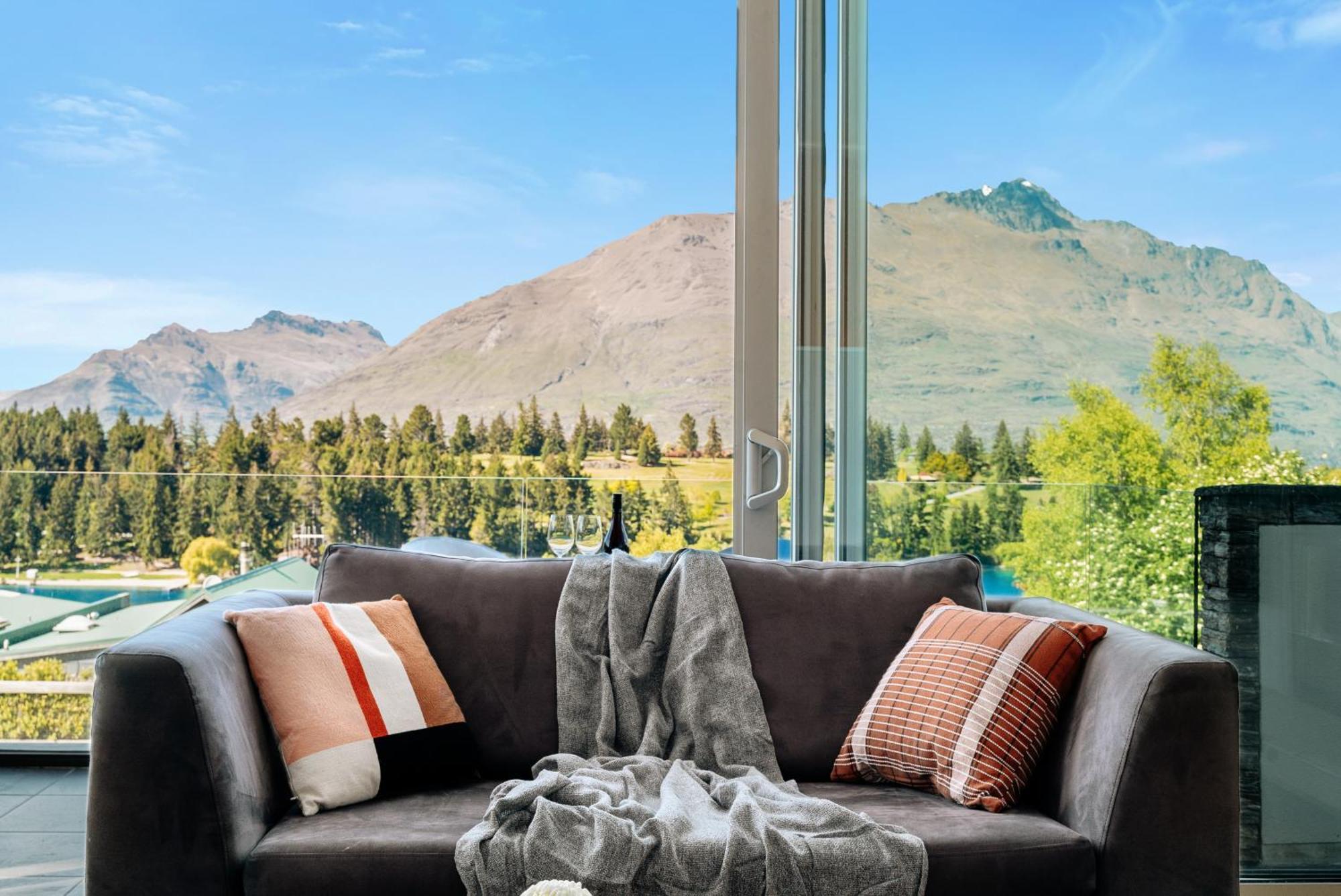 Modern Executive Living In Pounamu Queenstown Exteriér fotografie