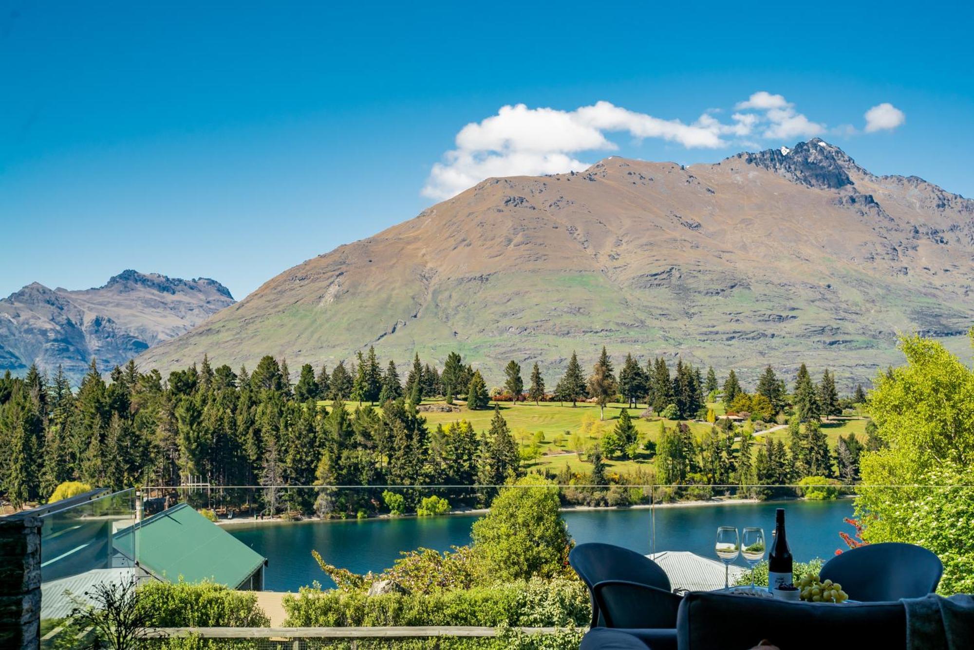 Modern Executive Living In Pounamu Queenstown Exteriér fotografie